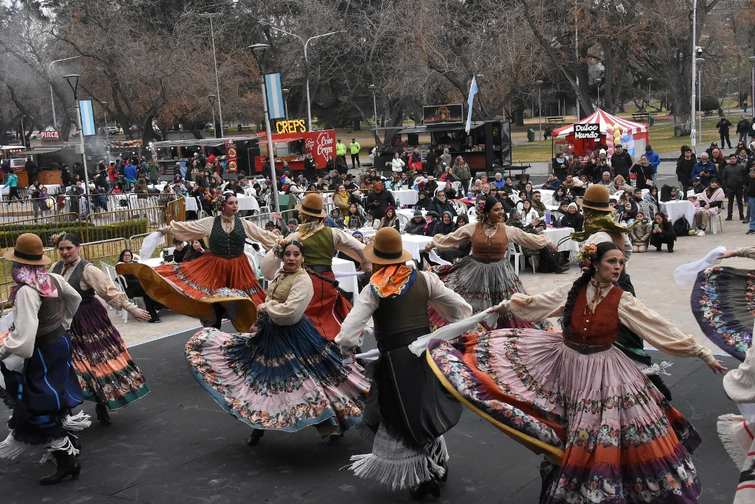 Godoy Cruz - fiesta por el día de la independencia 3