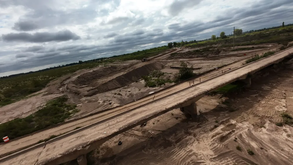 Vialidad puente nuevo en el este