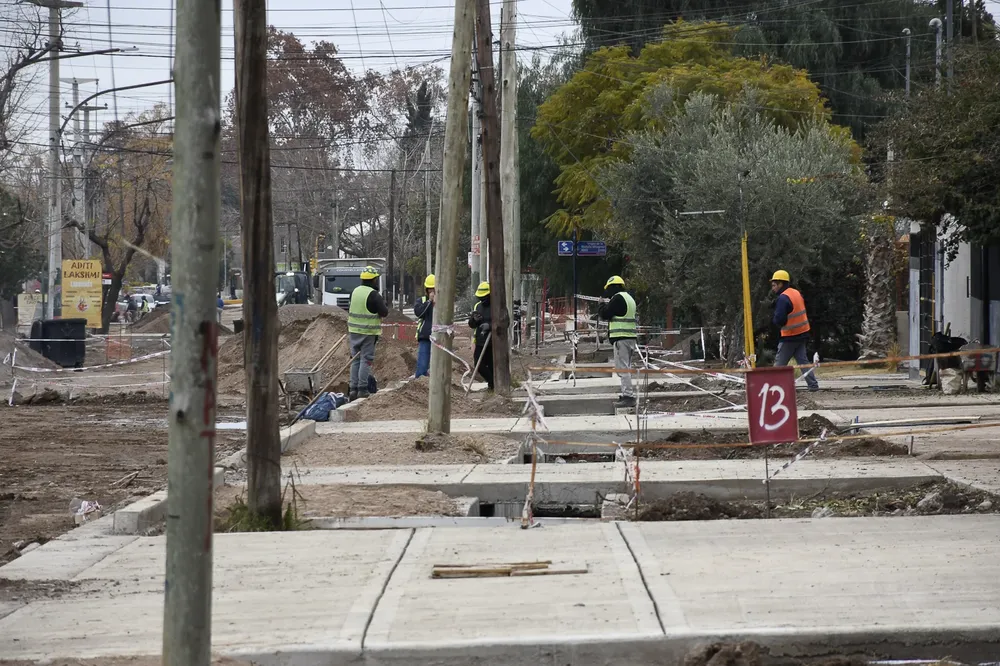 Guaymallén - obras calle Urquiza 3