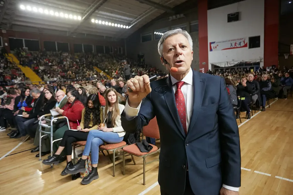 López Rosetti en el Estadio Vicente Polimeni. Foto: Municipalidad de Las Heras.