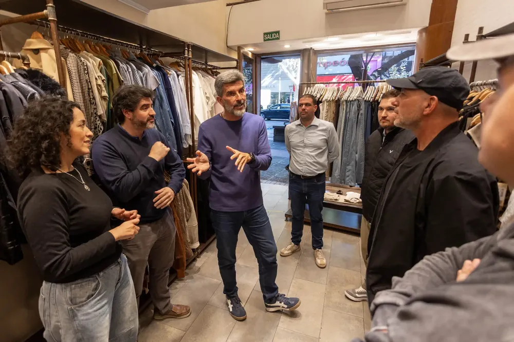 Ulpiano Suarez y comerciantes