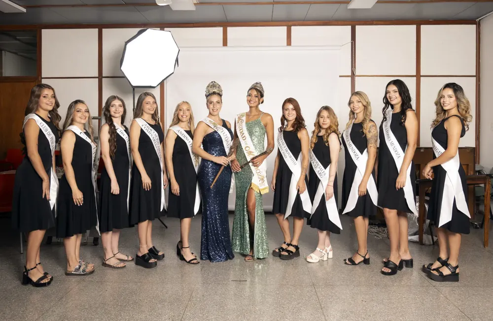 Ciudad - reinas y candidatas 1 - 2026