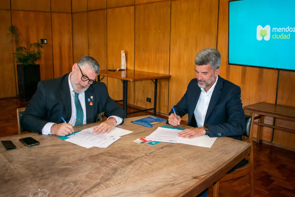 Ciudad - firma convenio con el rotary 2