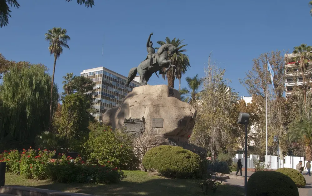Ciudad - Plaza San Martín 1