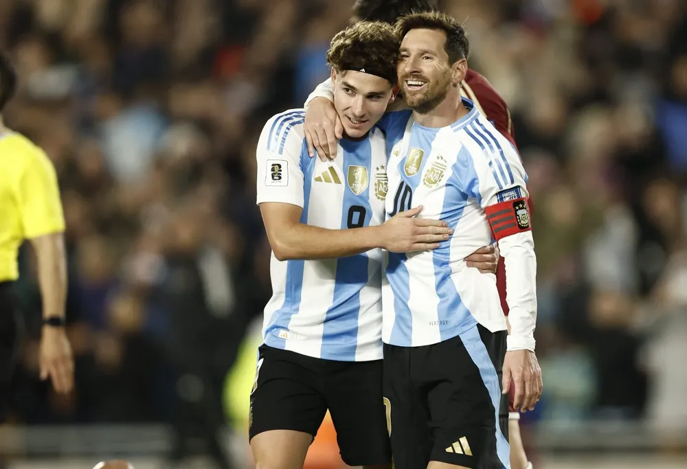 Messi - Álvarez