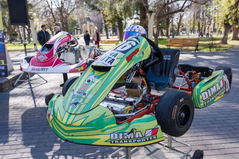 San Martín - carrera de karting 1