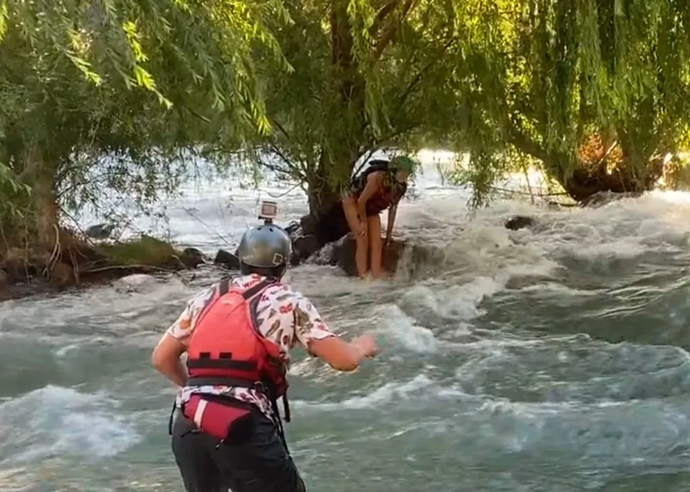 Rescate-turista-en-San-Rafael