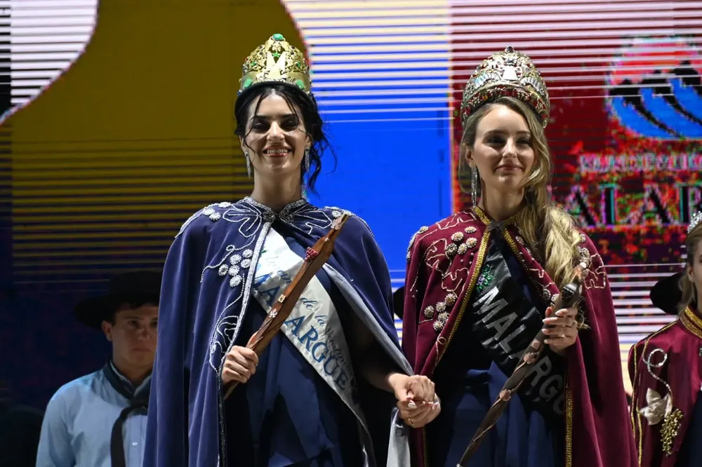 Malargüe - reina y virreina 2025 - Ana Di Marco y Guadalupe Vázquez