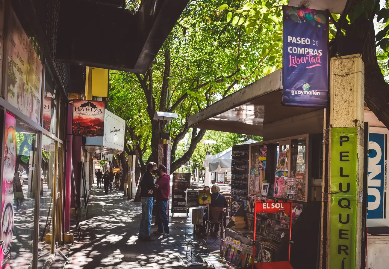 Calle-Libertad- Comercios Guaymallén