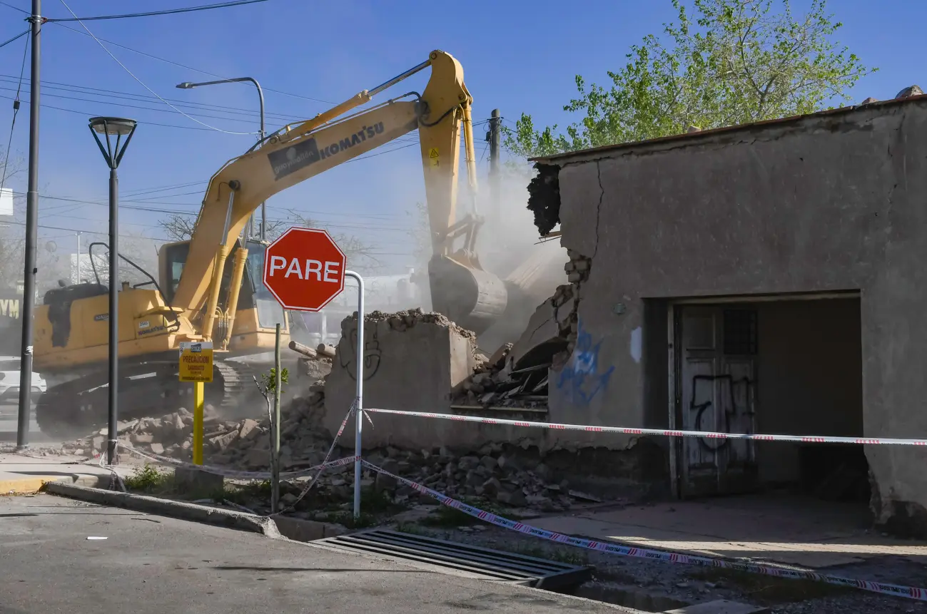 Demolicion-Quintana-y-Avellaneda-3