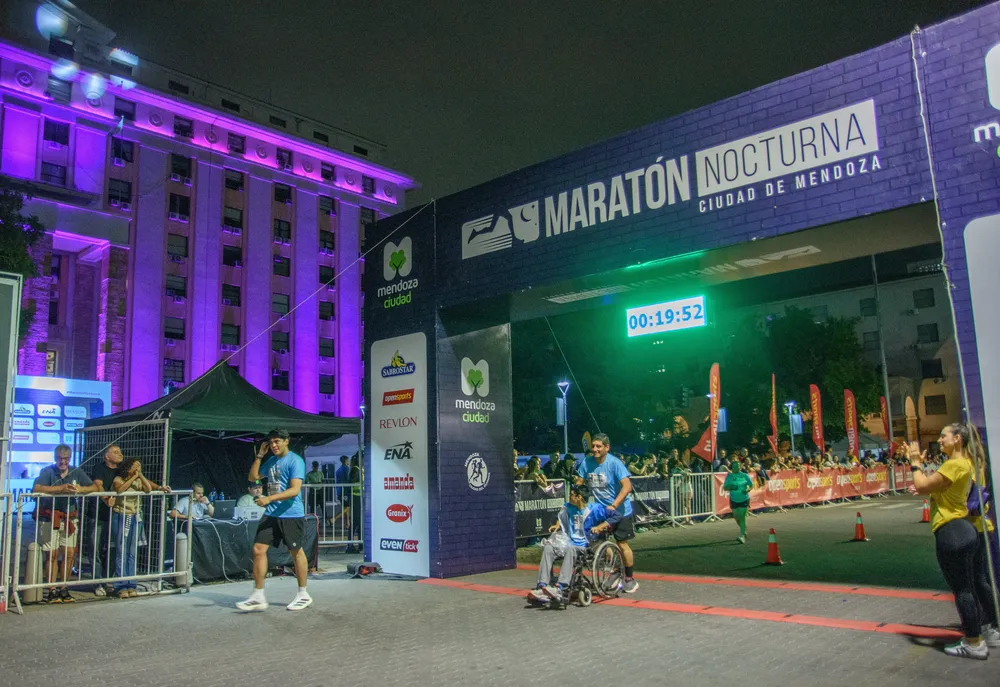 Ciudad - Maratón nocturna 2025 3
