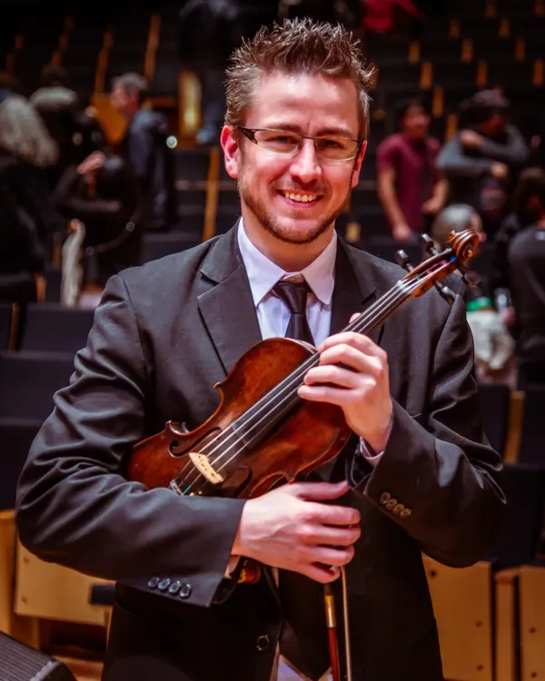 REDES OCTAVIO - SANTICUORE-1