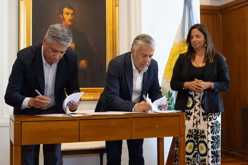 Tupungato firma obras 3