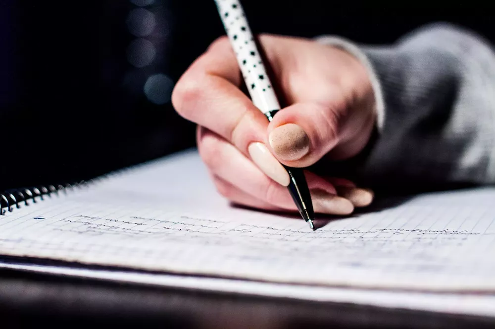 Escritura. Foto: Tookapic / Pixabay