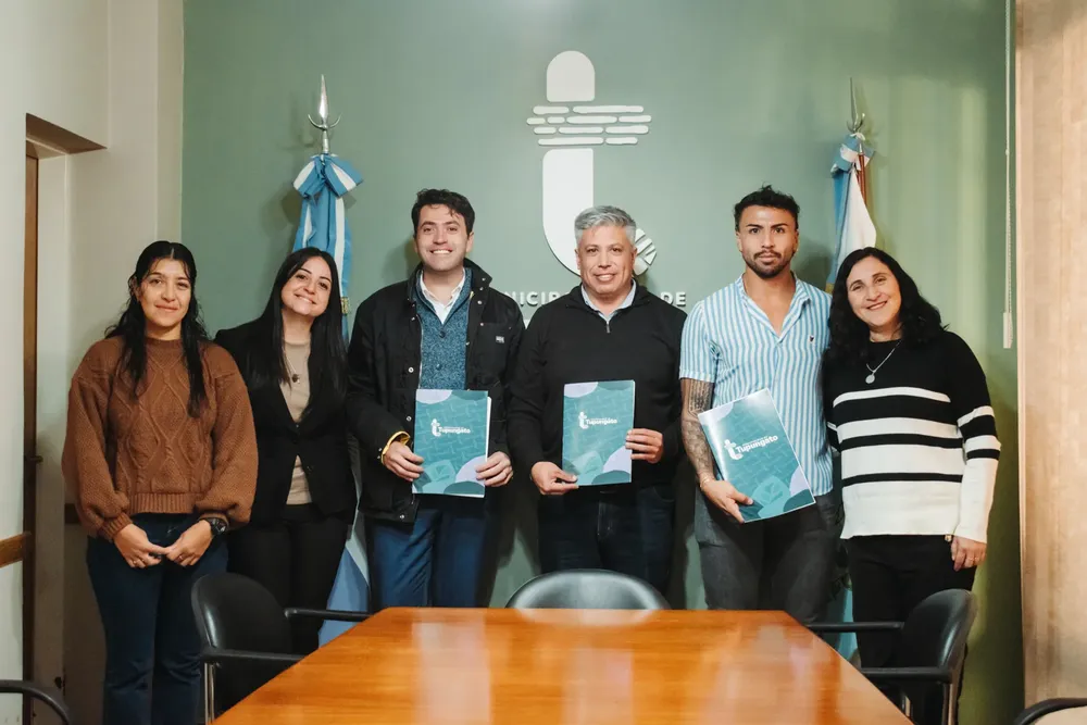 Tupungato - Firma Acuerdo Pasantías