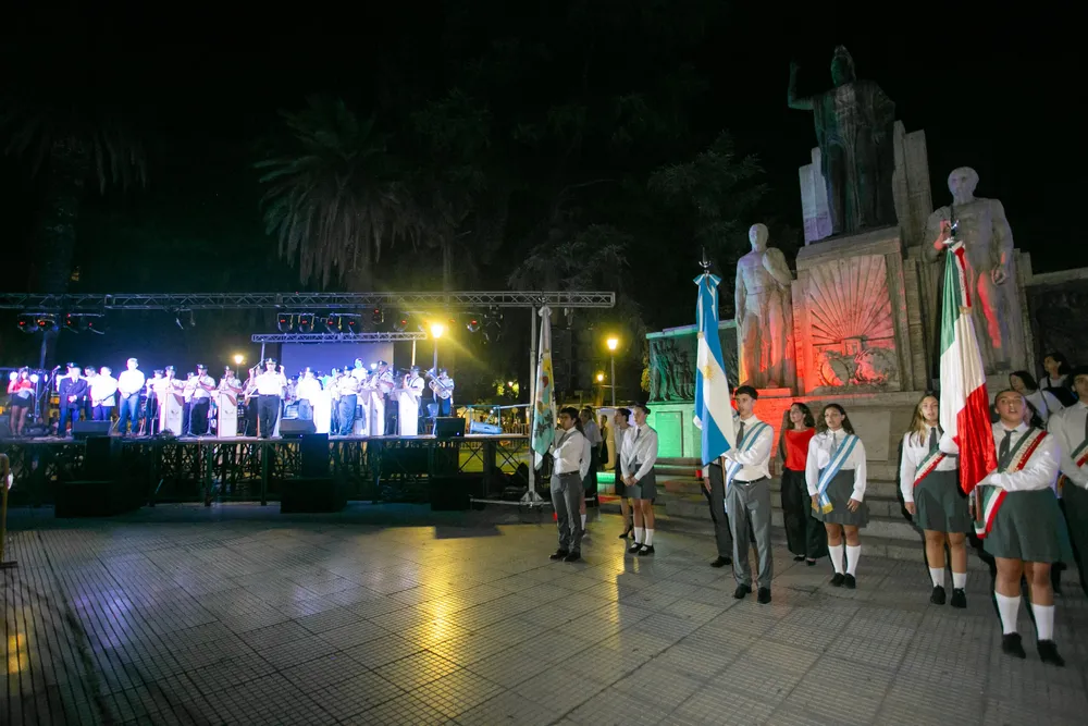 Ciudad - festa in piazza 1