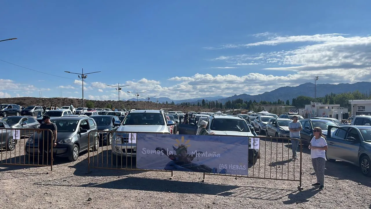 Playa de servicios Uspallata Paso Internacional (7)