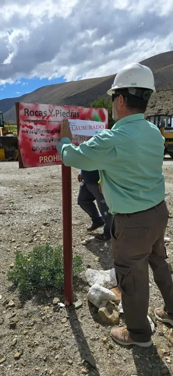 Autoridad Minera clausurado 2