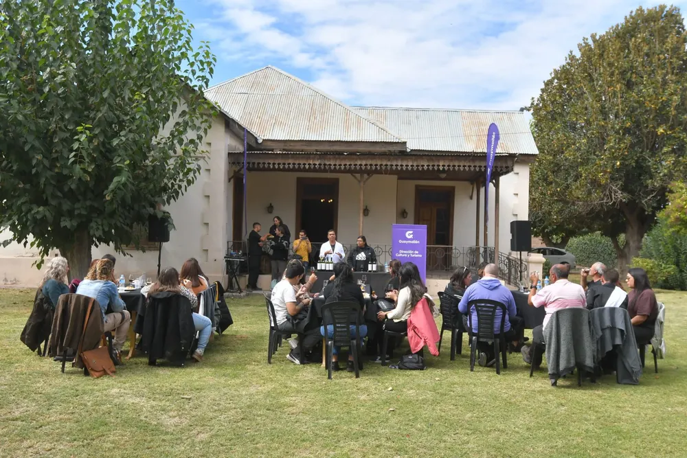 Bus-tour-12-4-57-2048x1365