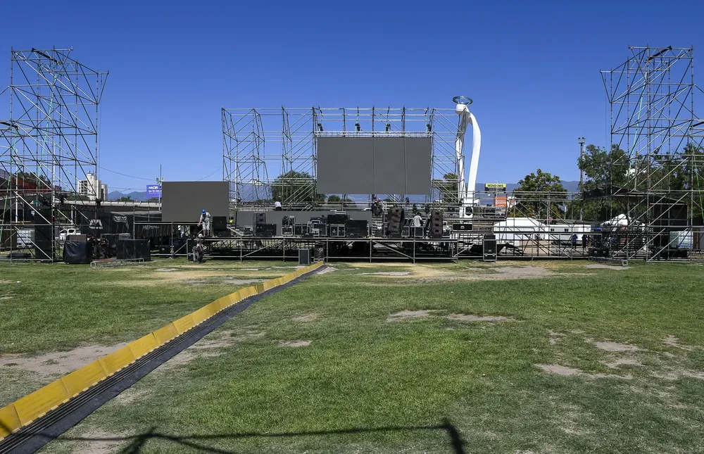 Guaymallén Escenario (2)