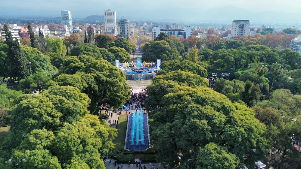 Ciudad - Plaza Independencia - panorámica