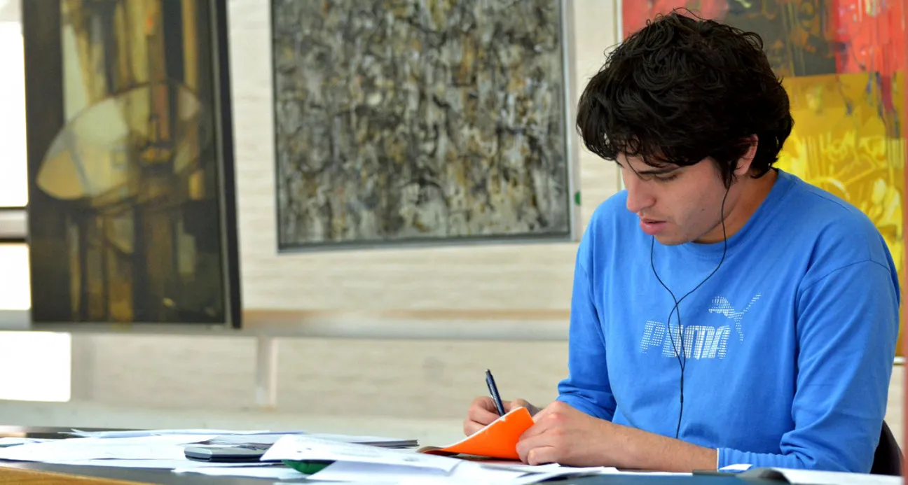 UNCUYO - estudiantes mayores de 25