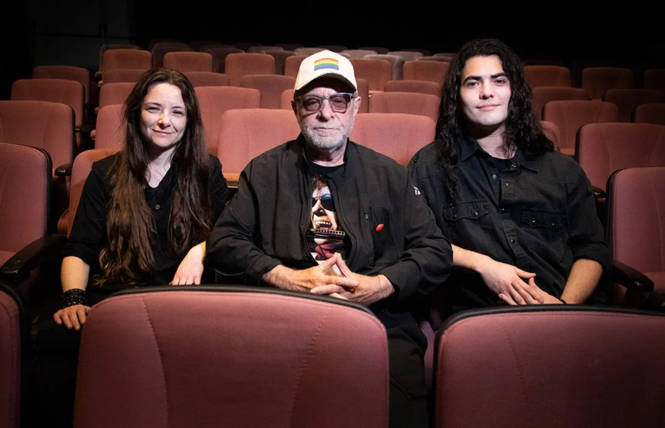 Godoy Cruz - Gieco en Mendoza con sus hijos 1