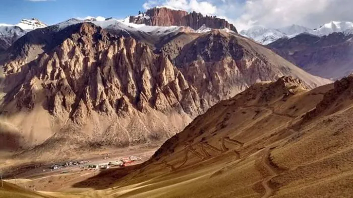 Turismo - Montañas nevadas - programa pioneros 2