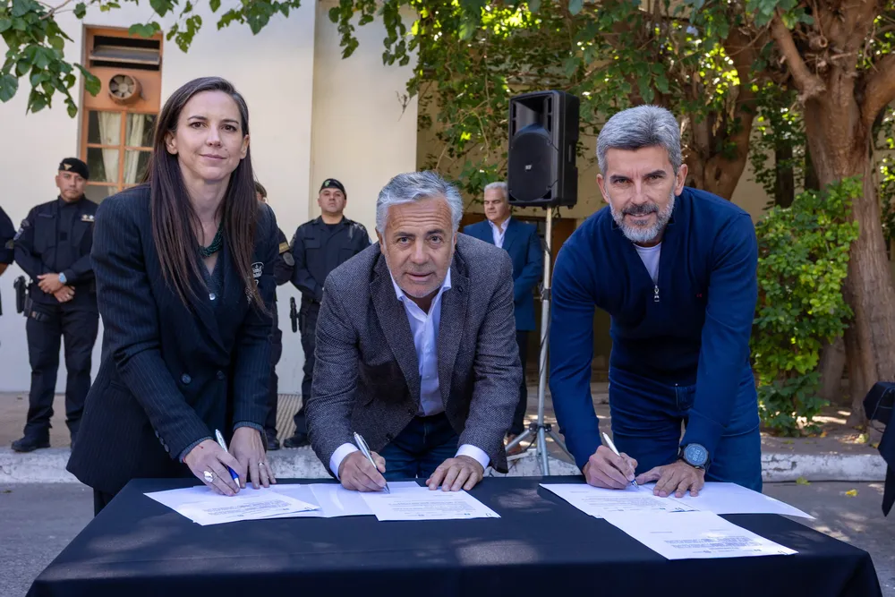 Ciudad - entrega de taser 1