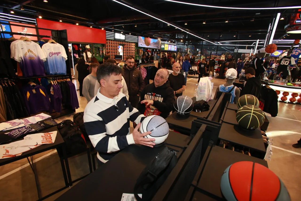 Guaymallén - apertura comercio NBA 2