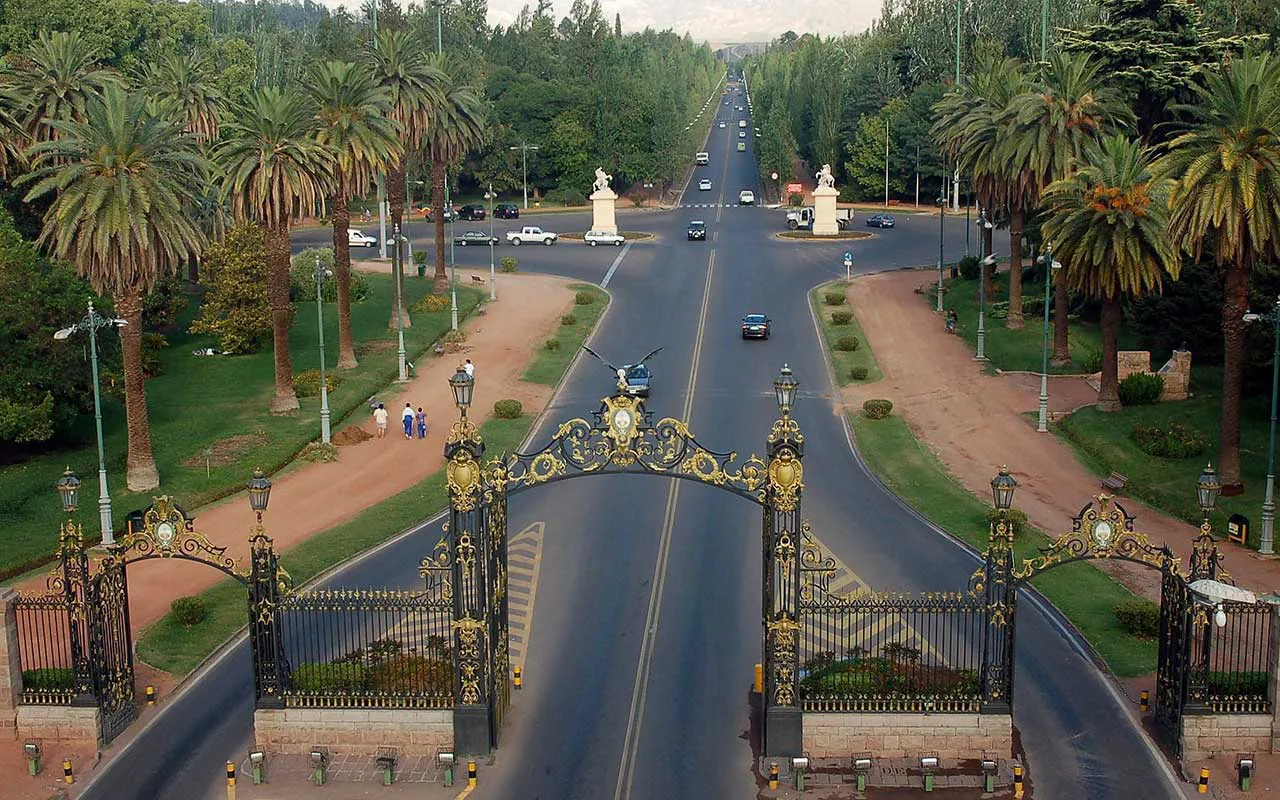 Portones-del-parque