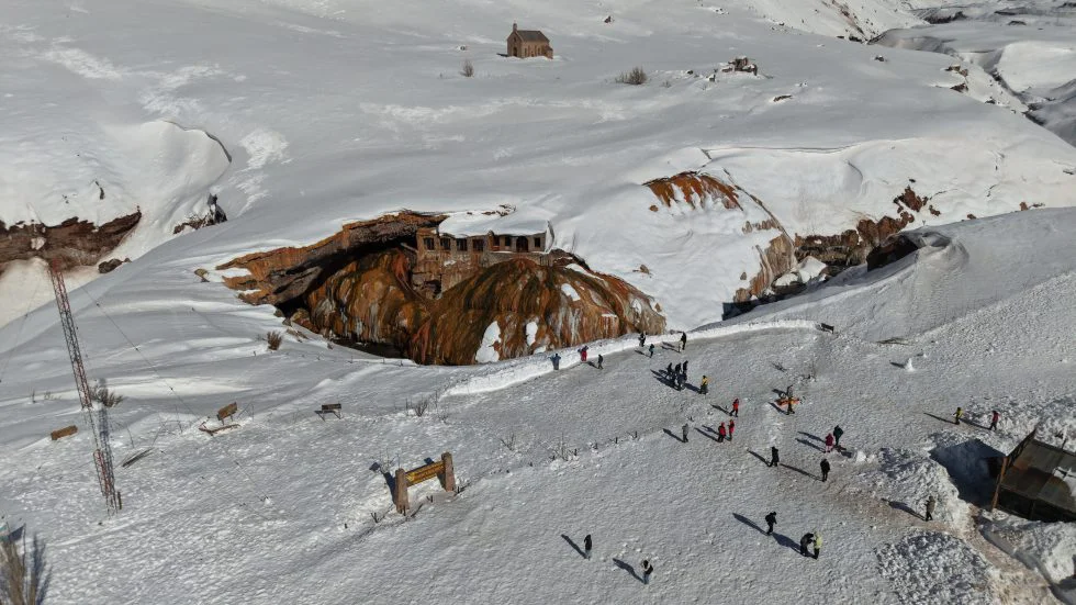 Alta Montaña - nieve Puente del Inca