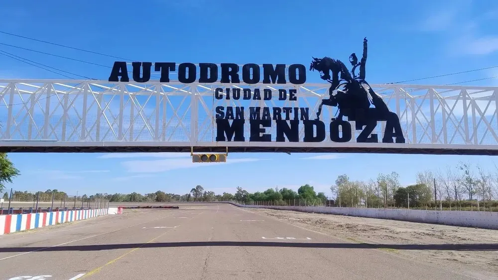 San Martín - autódromo