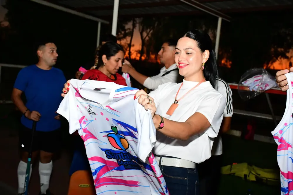 Santa Rosa hockey Flor