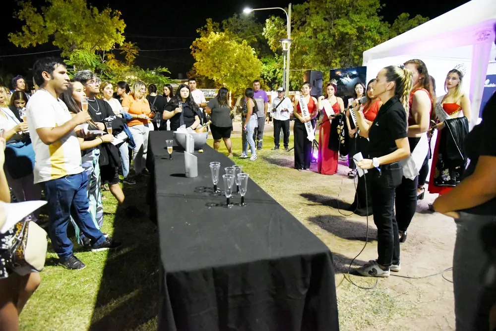 Con Magia en las Manos- noche de jazz (8)