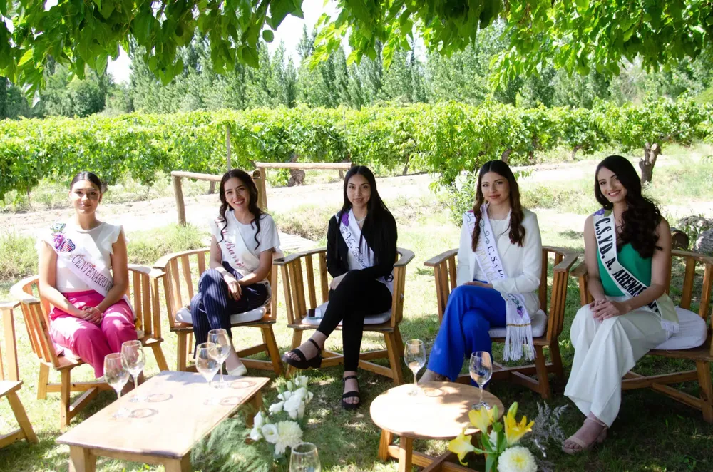 Candidatas reina Santa Rosa 2025