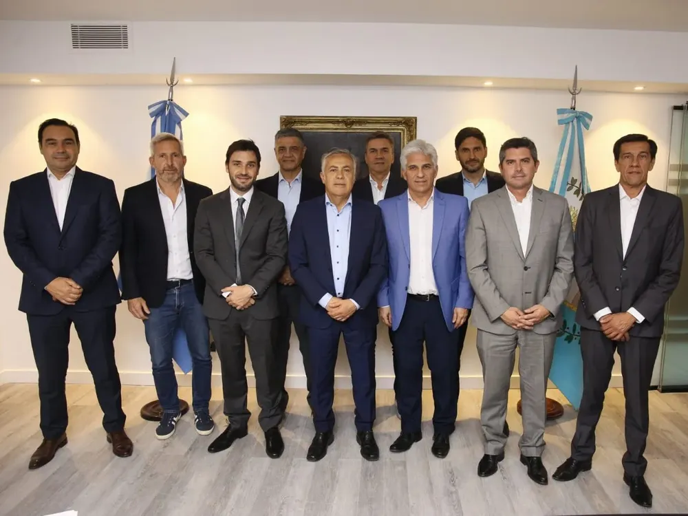 Cornejo - gobernadores de JxC